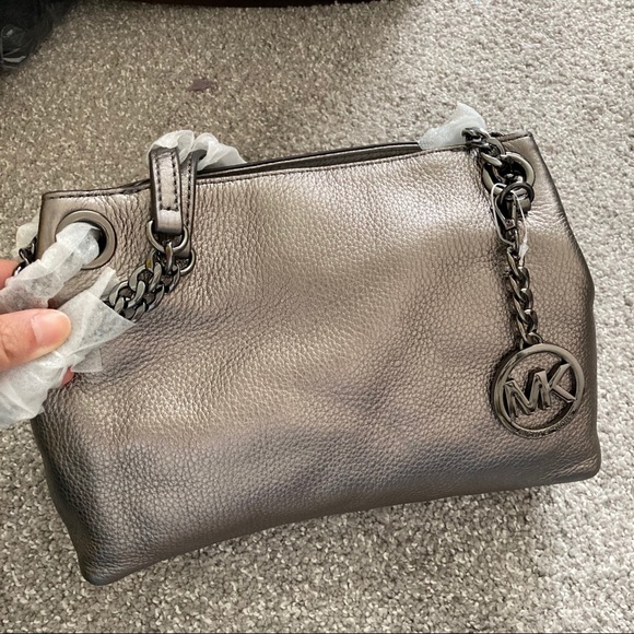 Michael Kors chain shoulder bag crossbody NWT - Picture 1 of 5